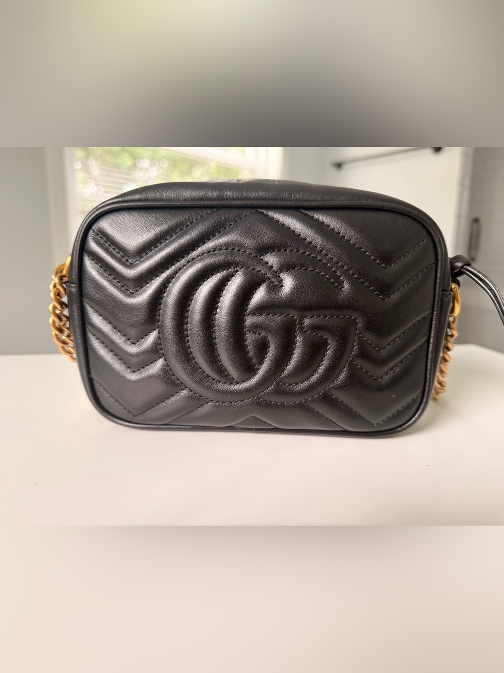 Authentic Gucci GG Marmont Matelassé Black Leather Small Camera Bag - Picture 2 of 7